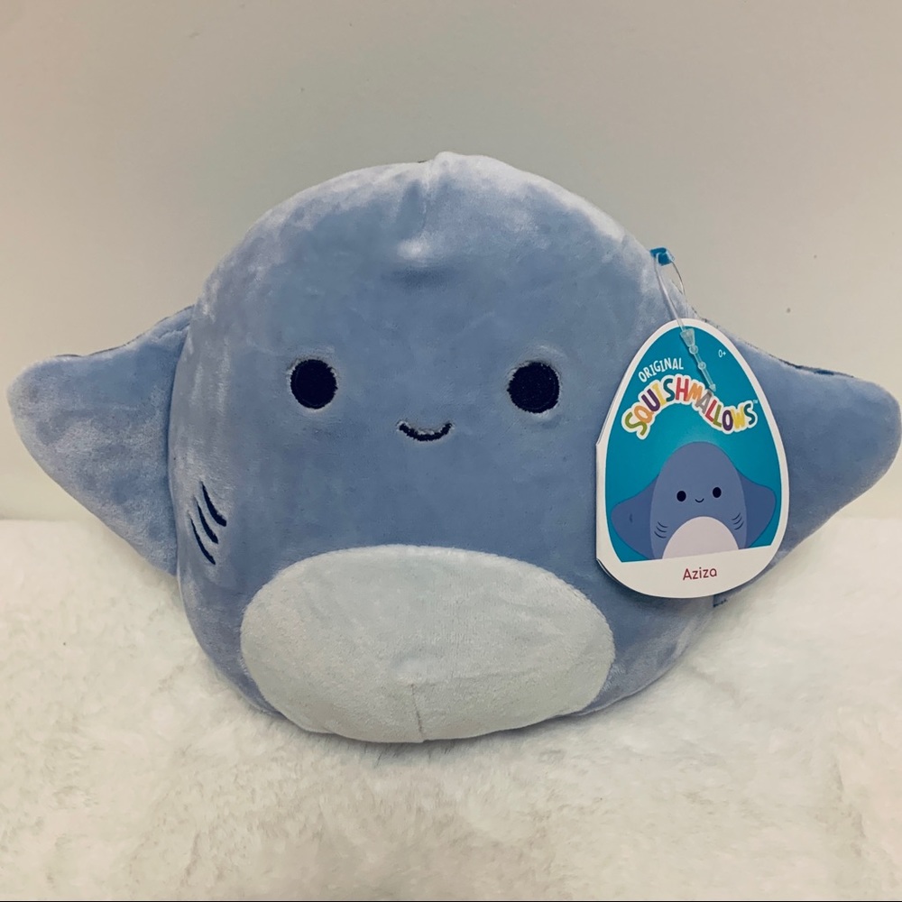 Squishmallow Aziza Stingray, Blue Spots, 7” New